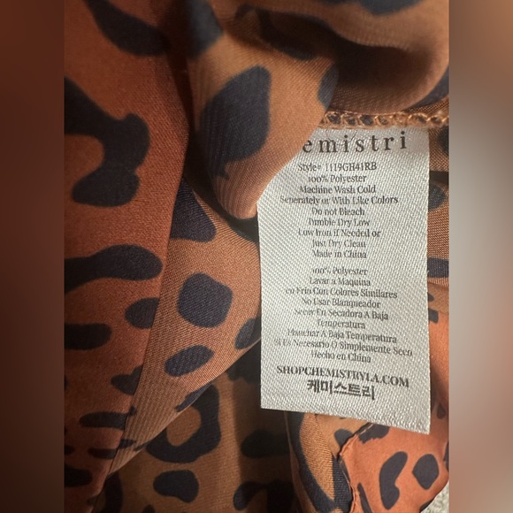 Silky Animal Print Robe S/XS, Leopard Robe XS - Picture 6 of 7